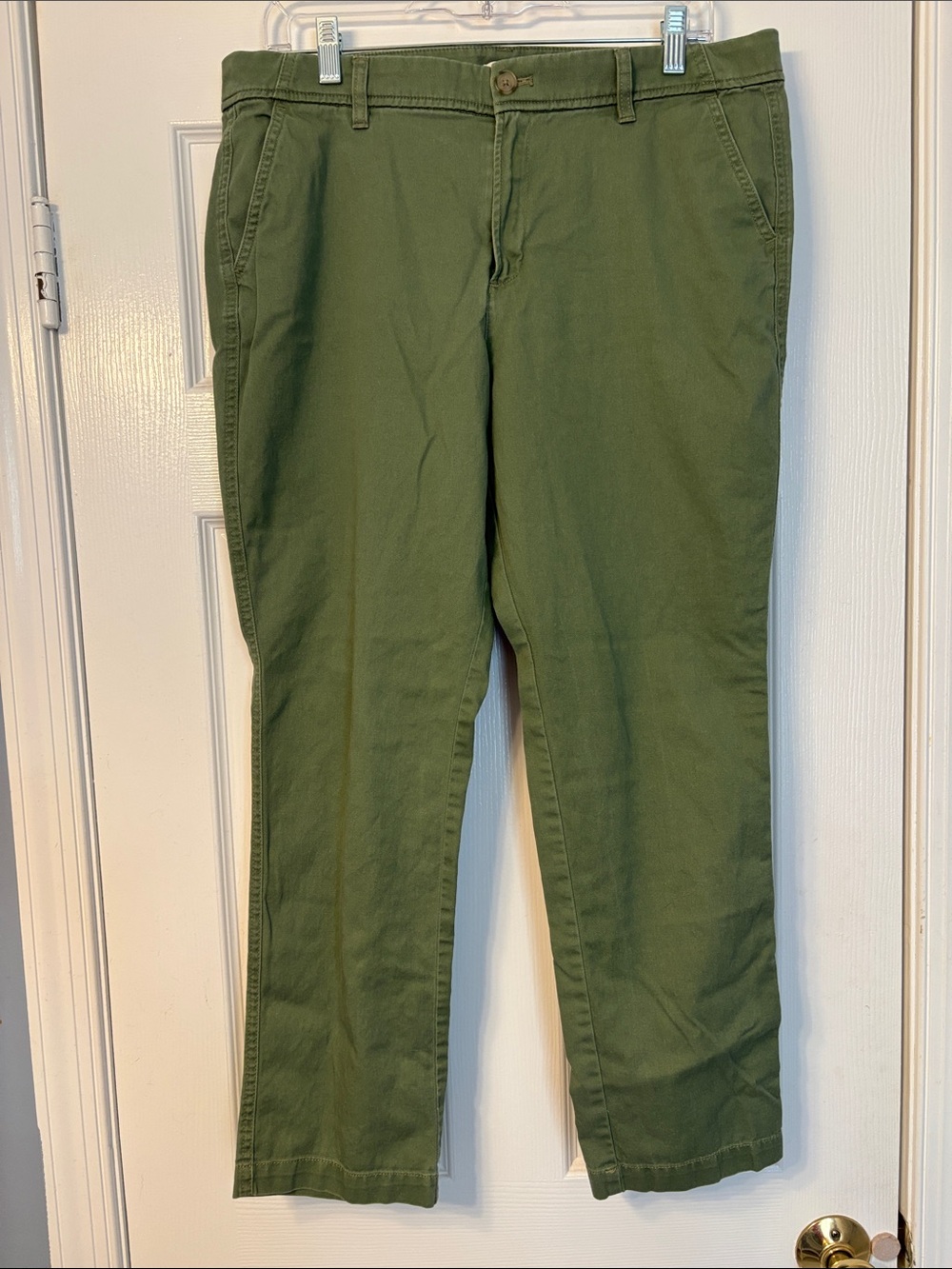 J. Crew Clasic Olive Chino Pants 12